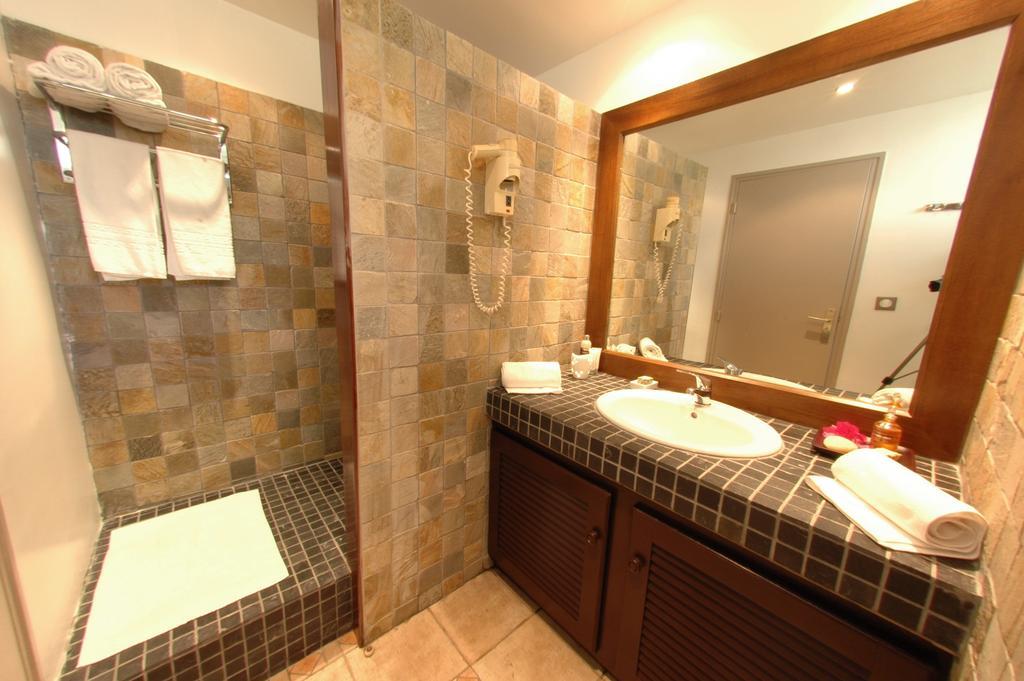 Hôtel Les Créoles Saint-Gilles-les-Bains Quarto foto